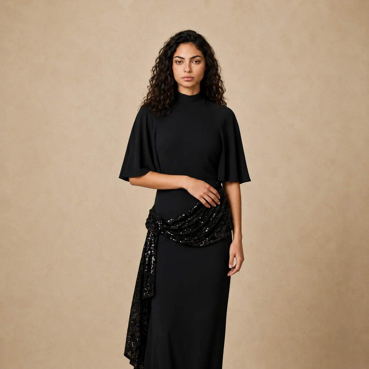 Robe Longue à Col Officier et Ceinture Ricci