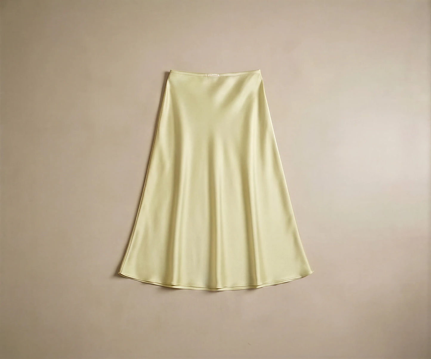 Jupe Midi en Satin Fluide Elettra