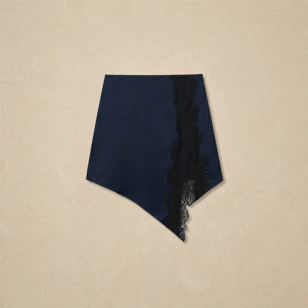 Jupe Mini Asymétrique en Satin et Dentelle Rosetti