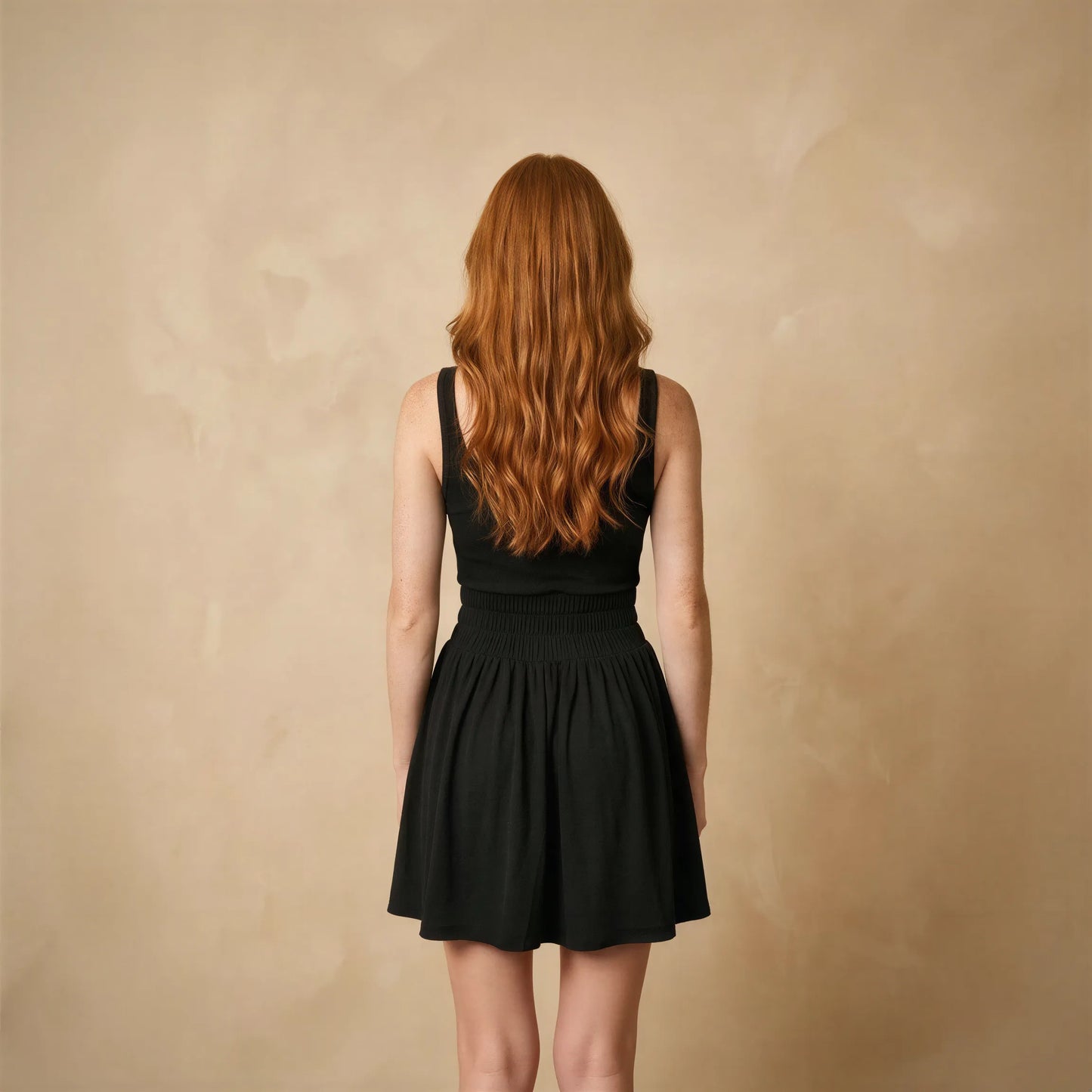 Robe Courte Camisole Style Épuré Elena