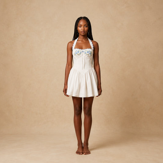 Robe Courte à Encolure Brodée Cetta