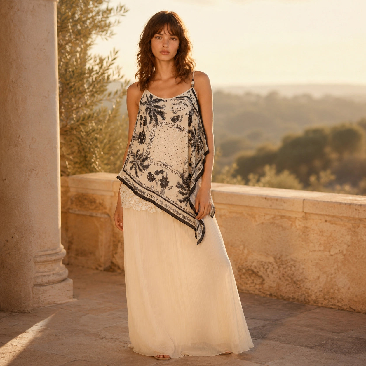 Robe Longue Ajustée à Imprimé Graphiques Acampora