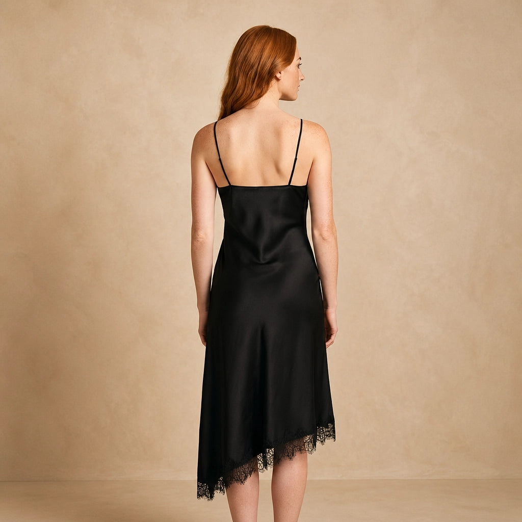 Robe Longue Asymétrique à Décolleté en V Clarissa