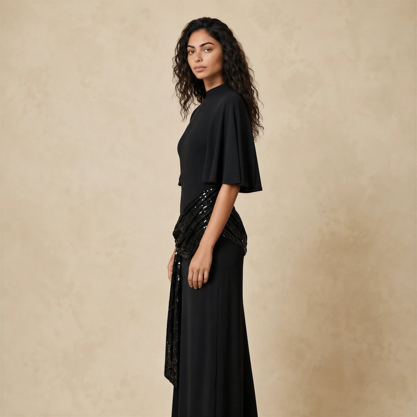 Robe Longue à Col Officier et Ceinture Ricci